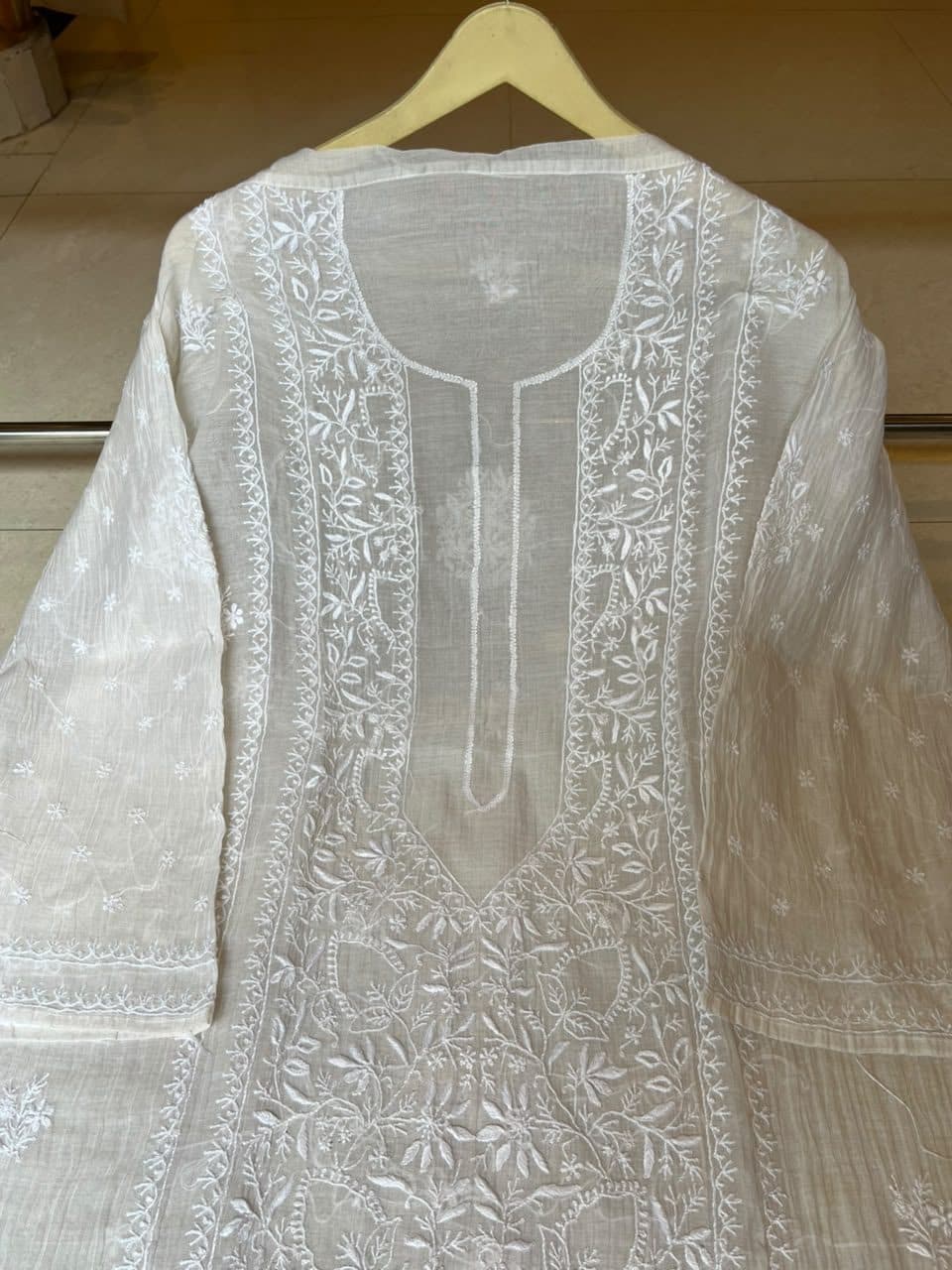 Sahar, straight kurta in ivory on ivory