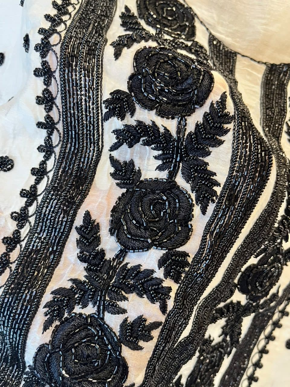 Stitch detail from Siyahi